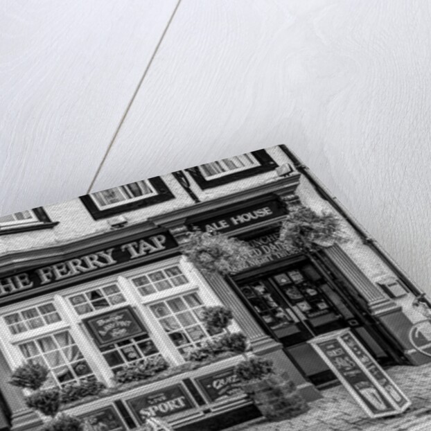 Cafe in South Queensferry by Assaf Frank